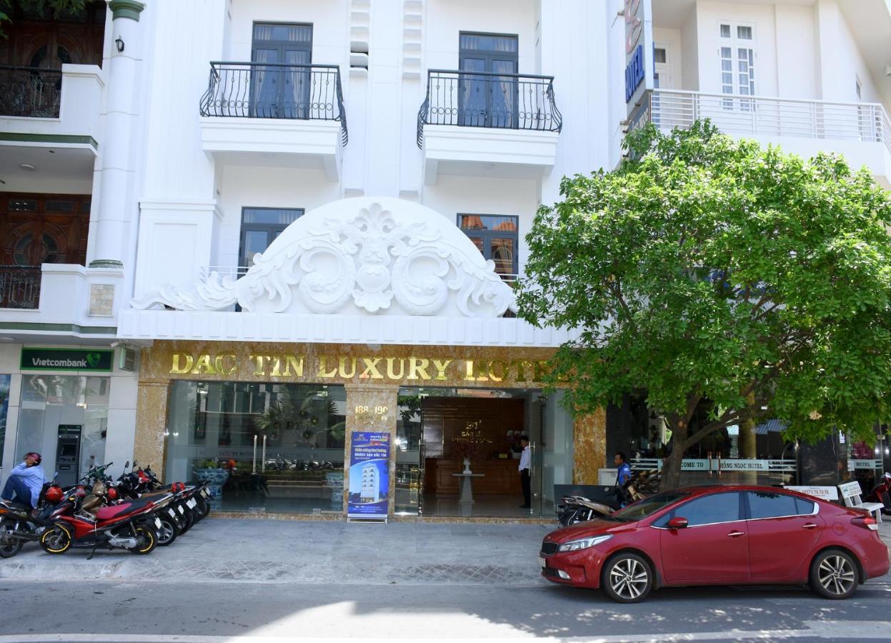 Dac Tin Luxury Hotel Туихоа Экстерьер фото