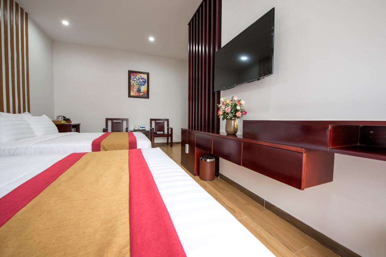 Dac Tin Luxury Hotel Туихоа Экстерьер фото